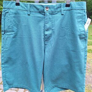 Men's Old Navy Ultimate Slim Shorts - 10-inch inseam - NWT